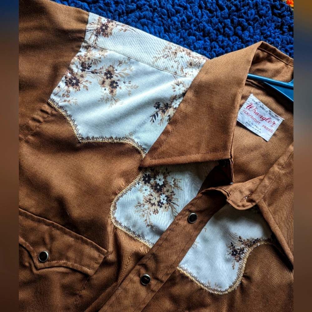 Brown Wrangler mens Western shirt